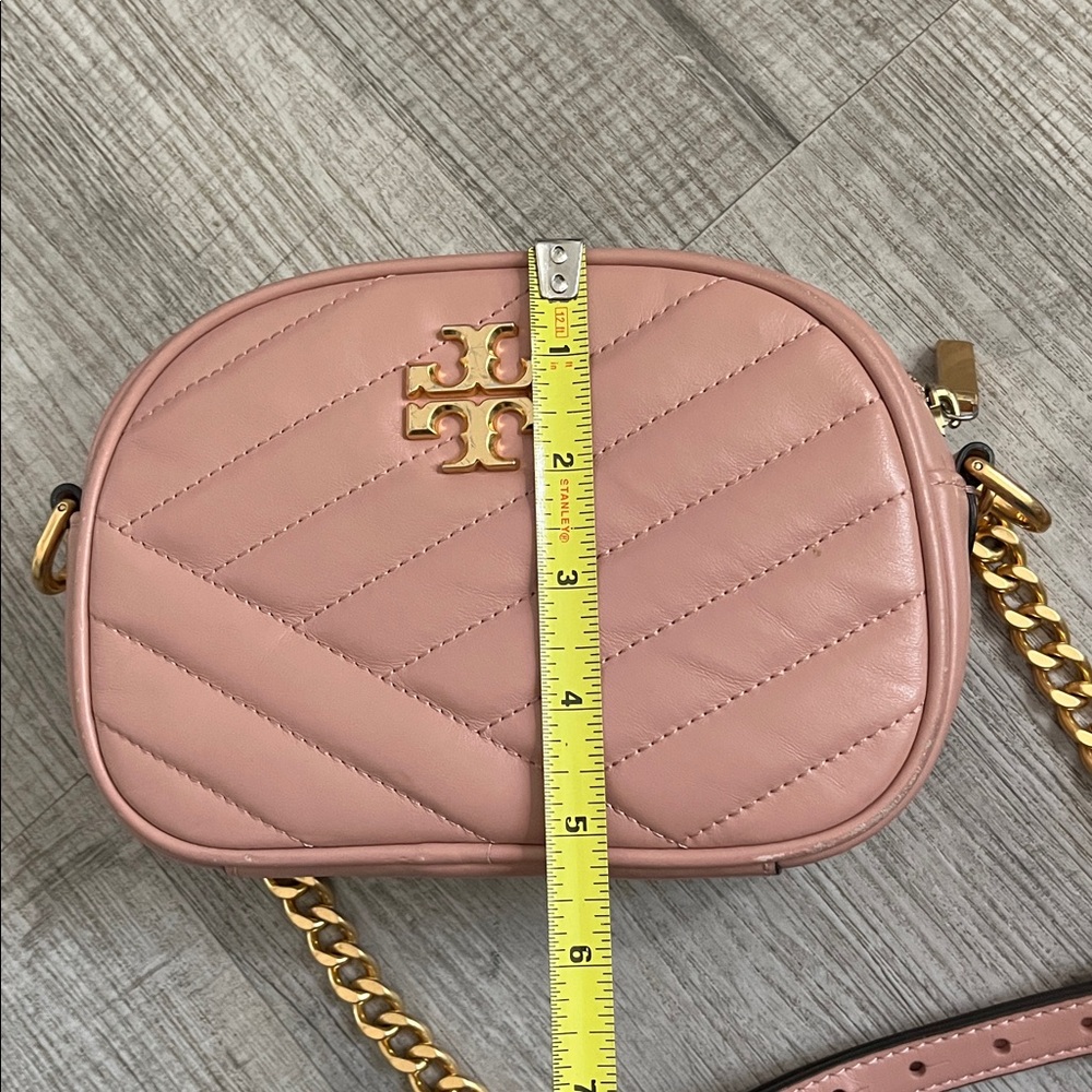 Tory Burch Kira Chevron Camera Bag - Picture 12 of 14